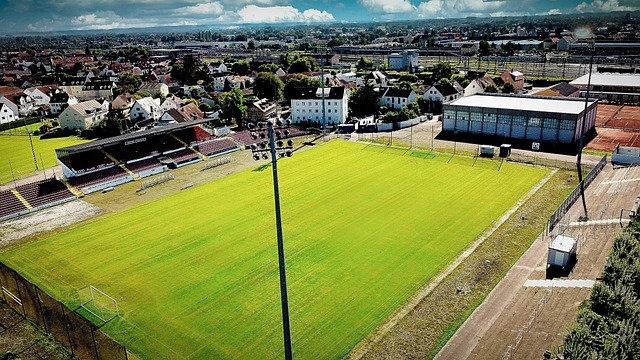 CBA杯“山东德比”裁判频繁纵容大动作引热议！媒体人质疑不作为