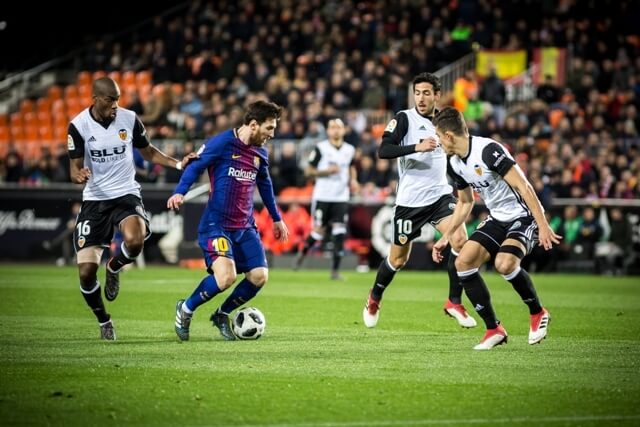 篮球NBA球队教练轮换策略调整