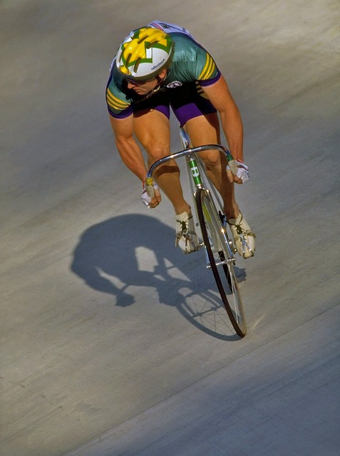 客场对贝蒂斯上半场就上演帽子戏法，费兰是西甲历史第一人