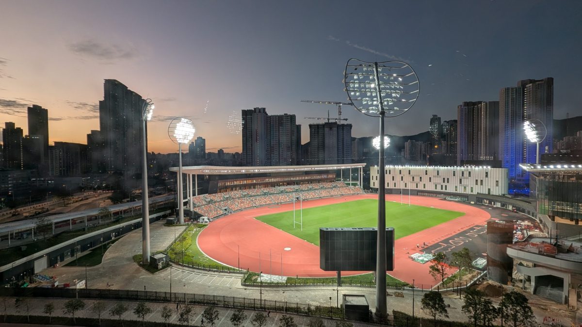 斯卢茨基：遗憾连续两年错失冠军，我们有时只能用2-3名外援