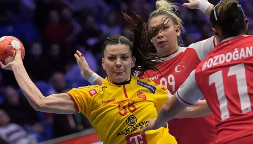 欧文连续助攻全队配合默契